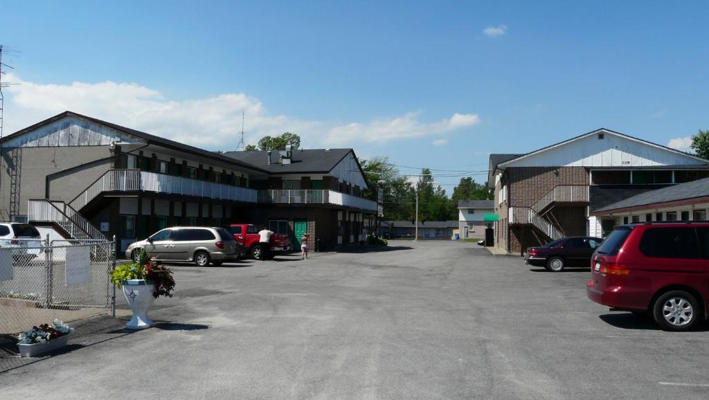 Tropicana Inn Niagara Falls Exterior foto